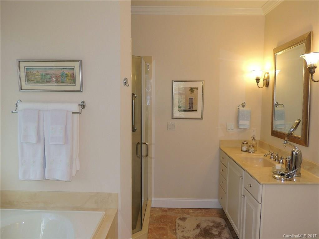70 Shadowleaf Drive #20 - Photo 6