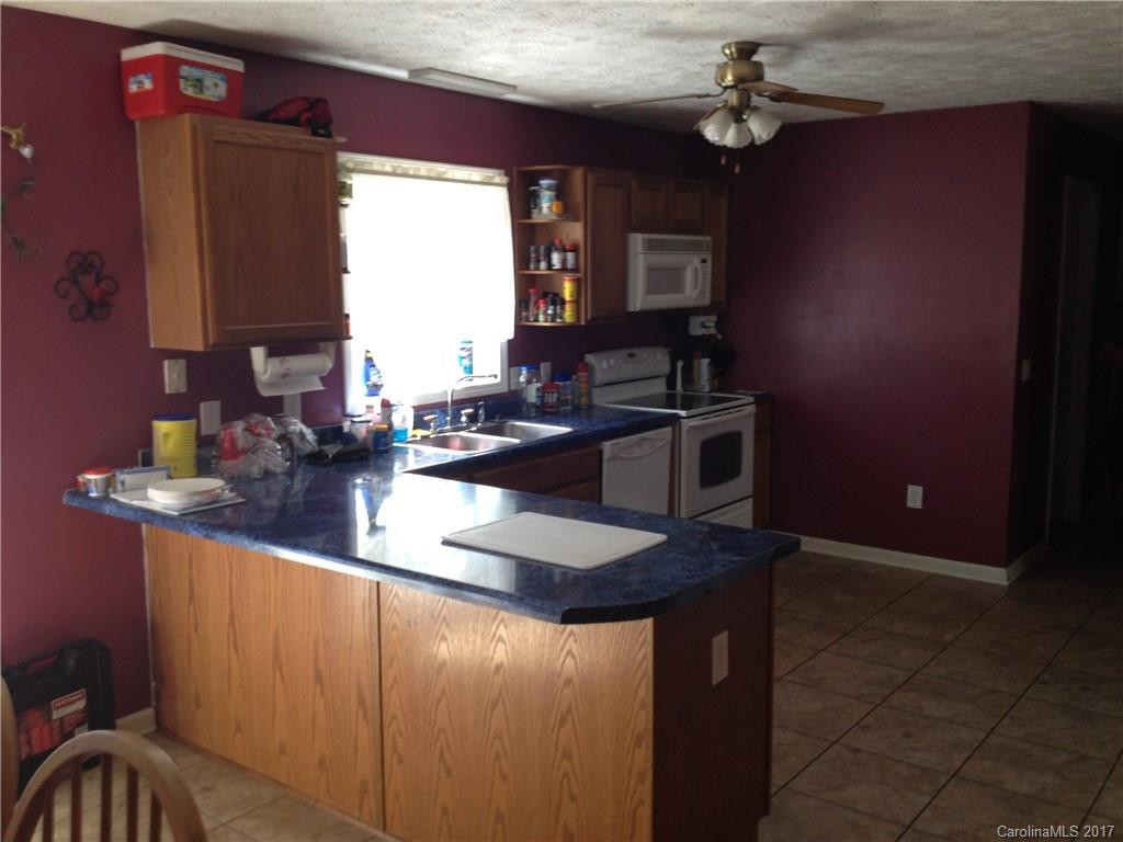 212 Bent Tree Drive - Photo 2