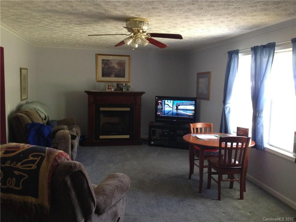 212 Bent Tree Drive - Photo 6