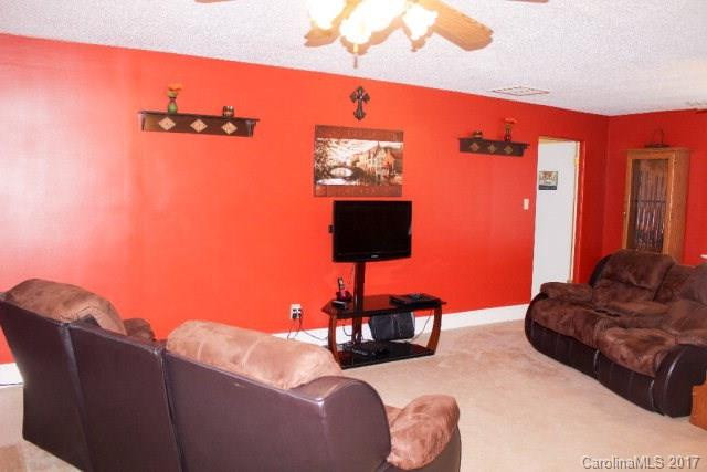 5392 Patton Road - Photo 2