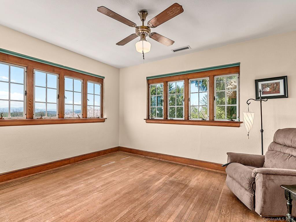 260 Stratford Road - Photo 16