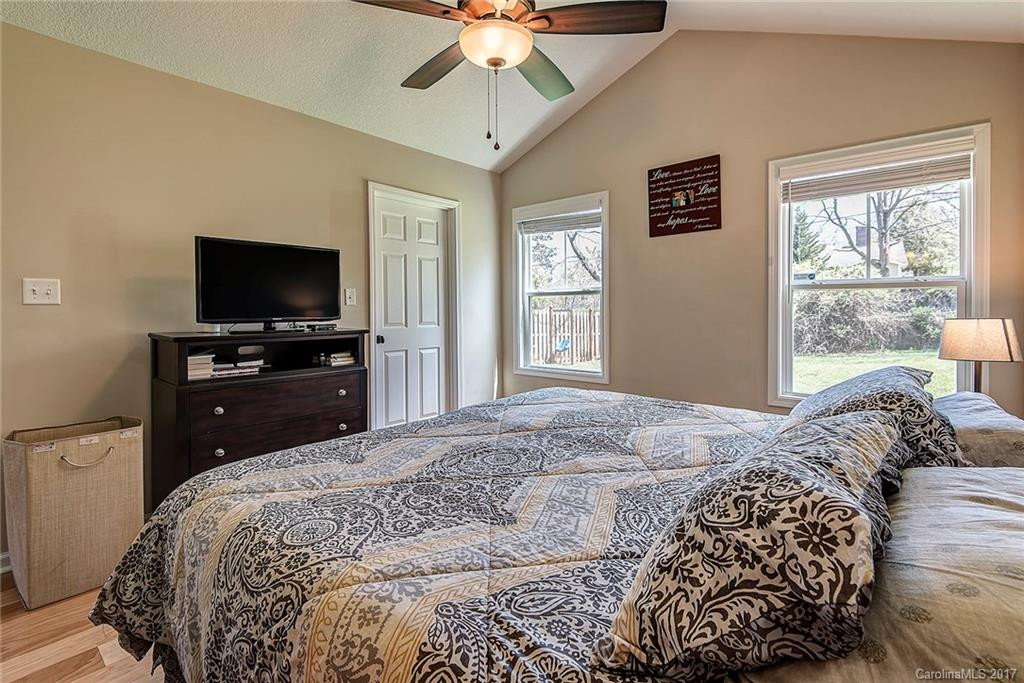 48 Valley View Road - Photo 8