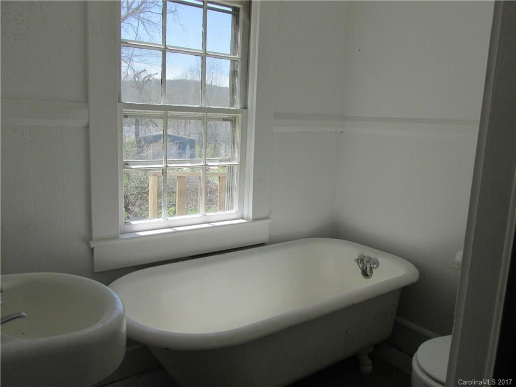 434 Sunnybrook Drive - Photo 6