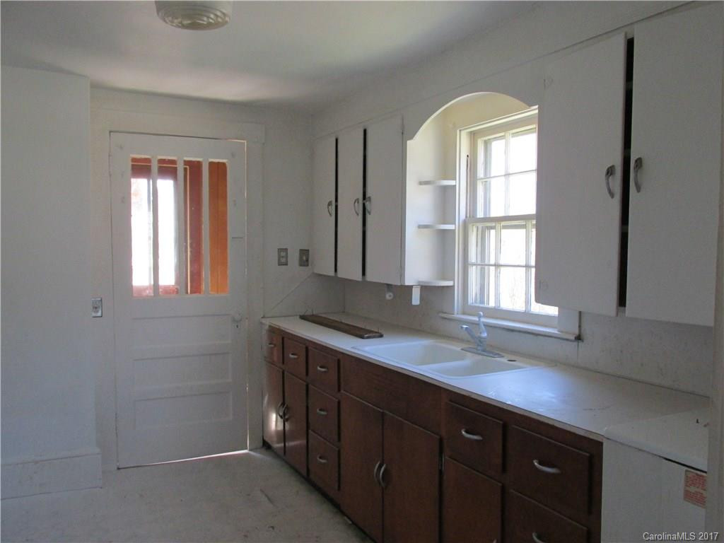 434 Sunnybrook Drive - Photo 8