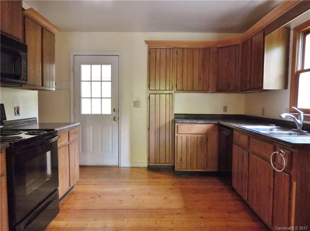 32 Little Mountain Road - Photo 5