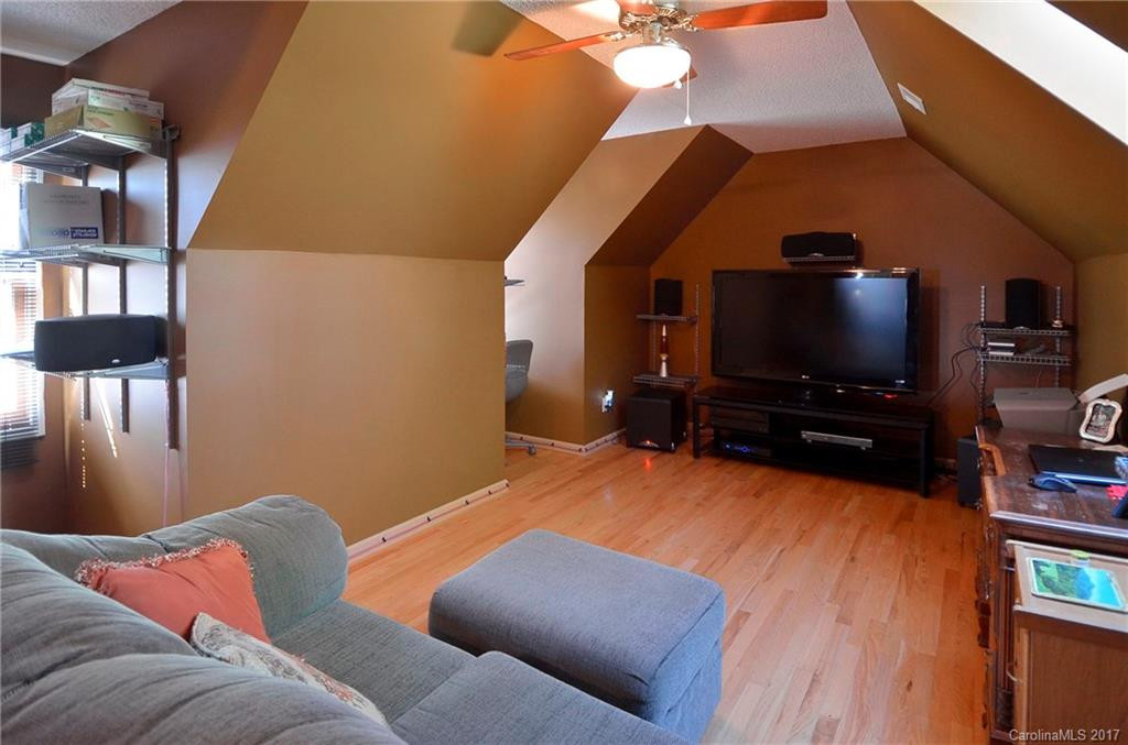 52 Mountain Tea Lane - Photo 18
