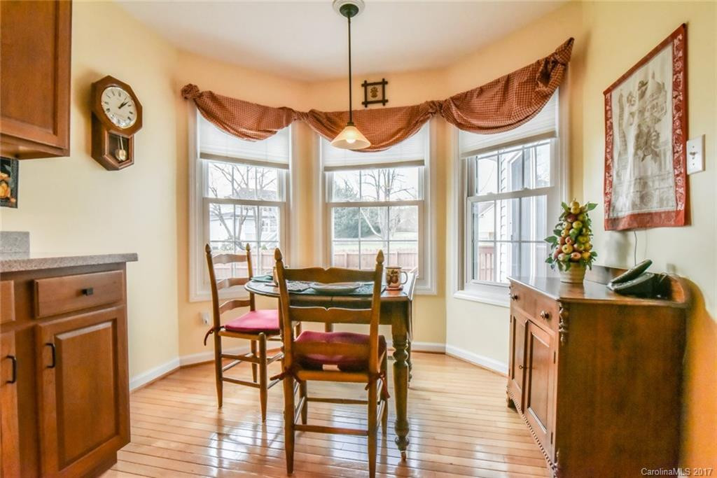 48 Eden Glen Road - Photo 8