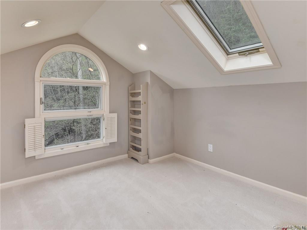 58 Poplar Drive #40 - Photo 15