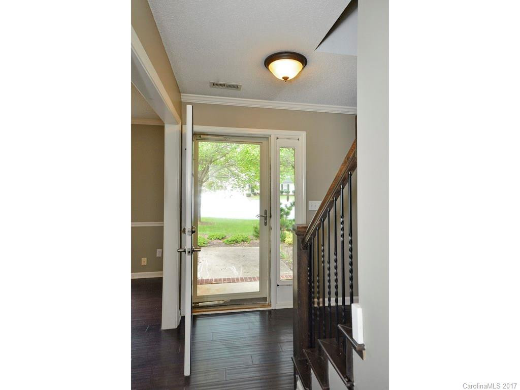 991 Thorncrest Court - Photo 4
