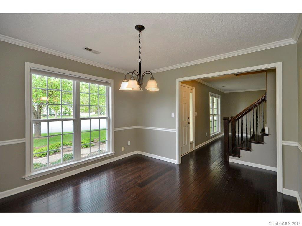 991 Thorncrest Court - Photo 8