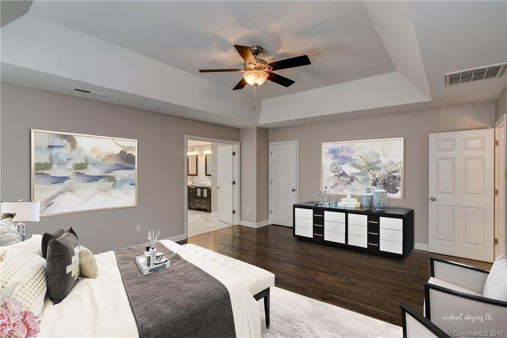 308 Blakewood Court - Photo 13