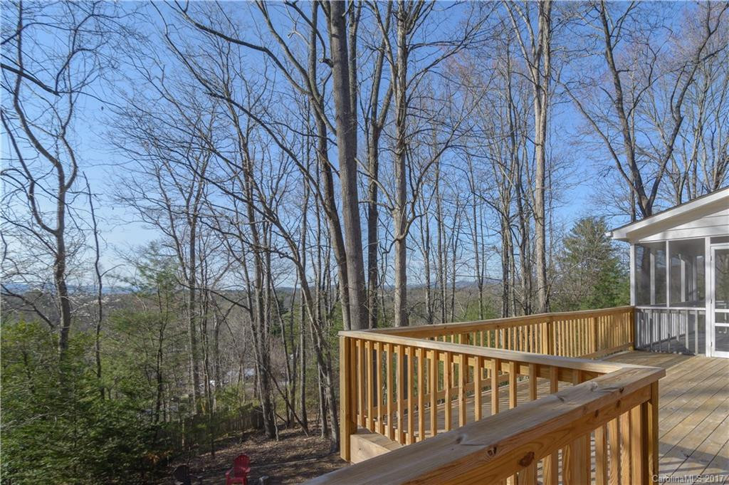 308 Blakewood Court - Photo 21