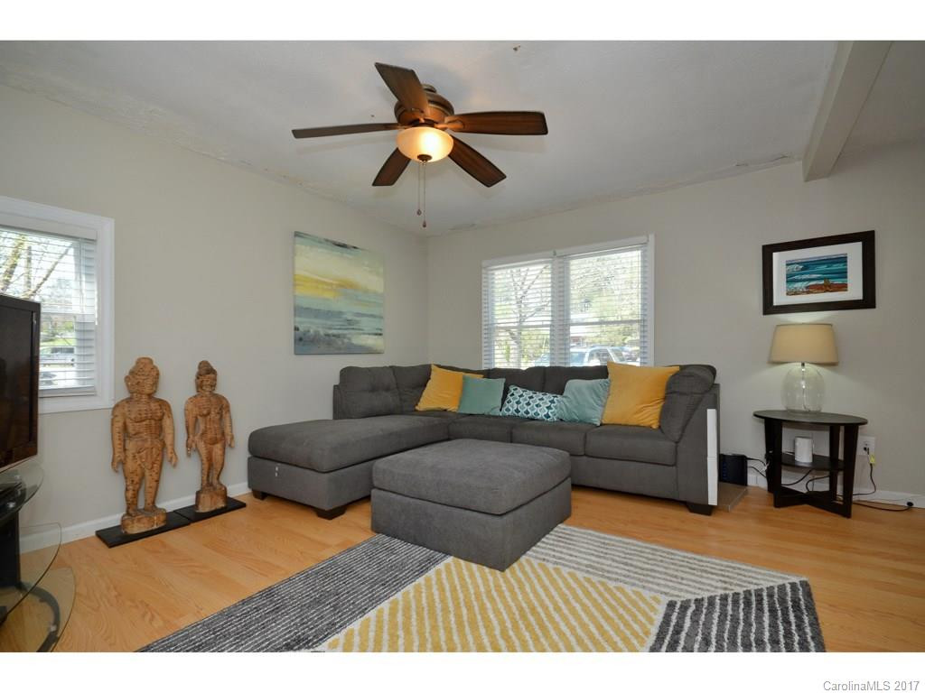 394 Stepp Avenue - Photo 3