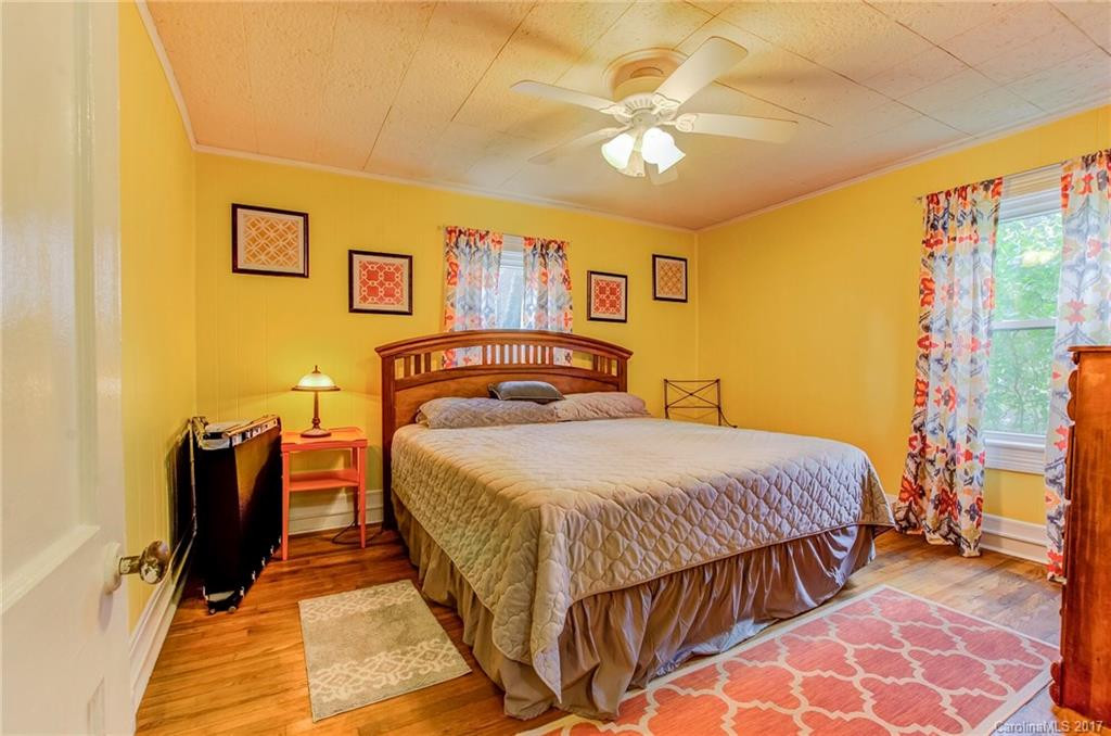 110 Hanover Street - Photo 9