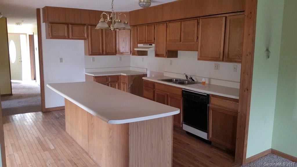 298 Robert'S Hill Road - Photo 3