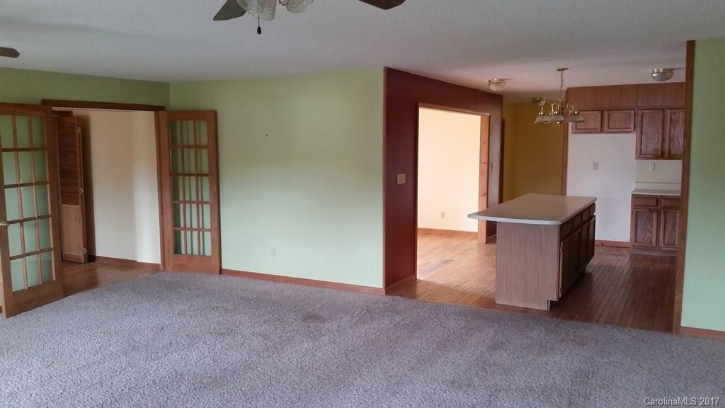 298 Robert'S Hill Road - Photo 4