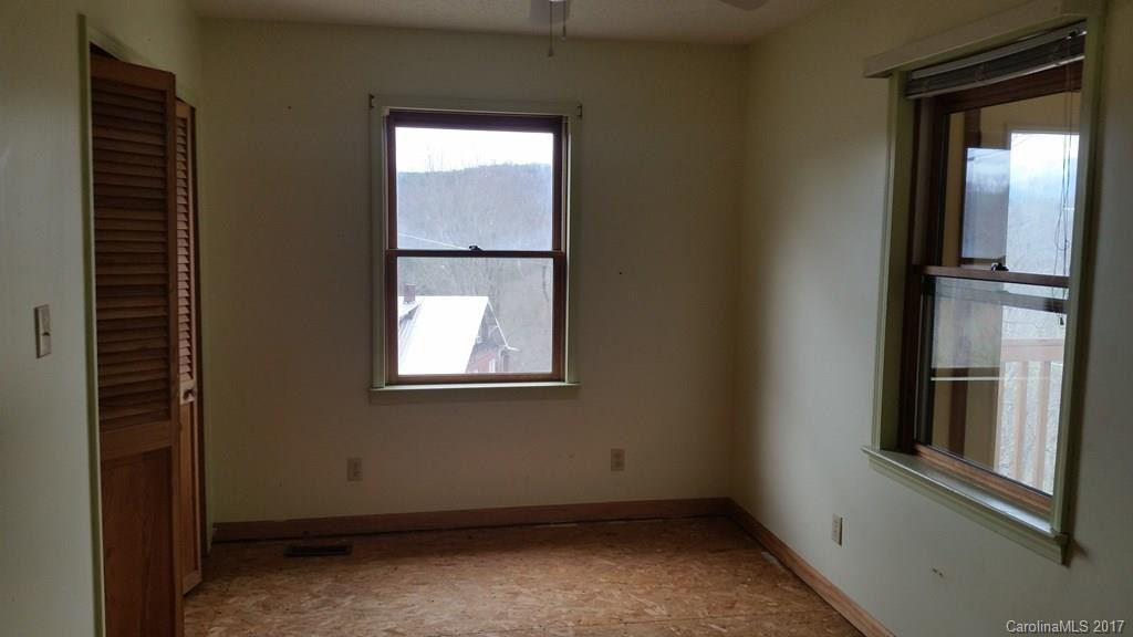 298 Robert'S Hill Road - Photo 8