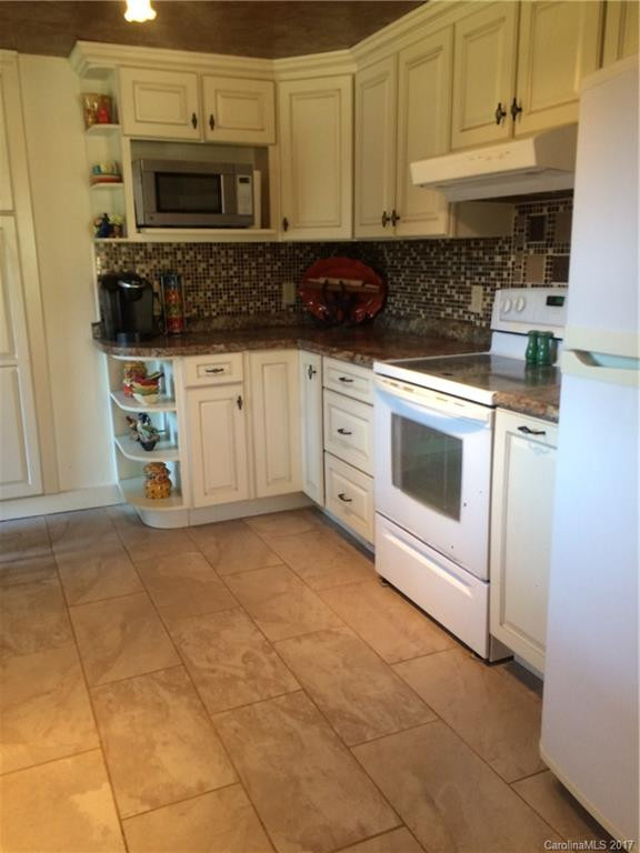 78 Hardin Lane - Photo 5