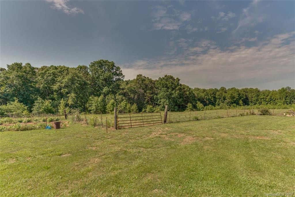 271 Long Branch Road - Photo 4