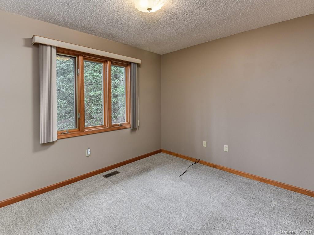 161 Treetops Lane - Photo 14