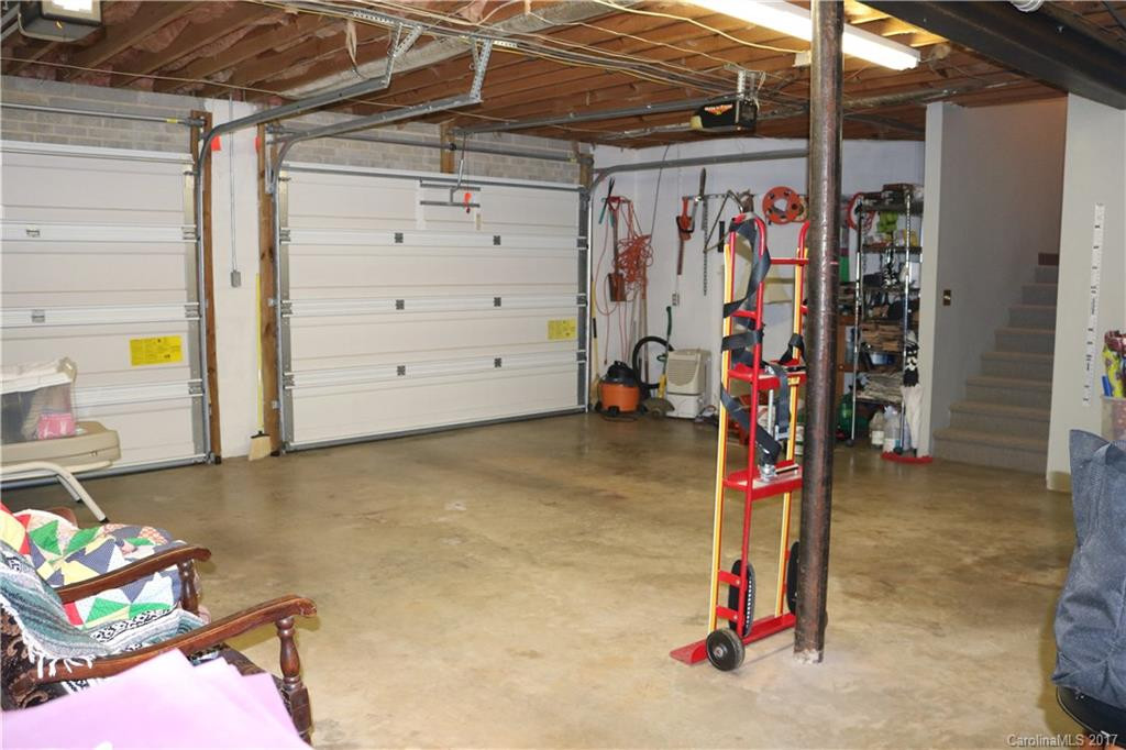 183 Alden Court - Photo 12