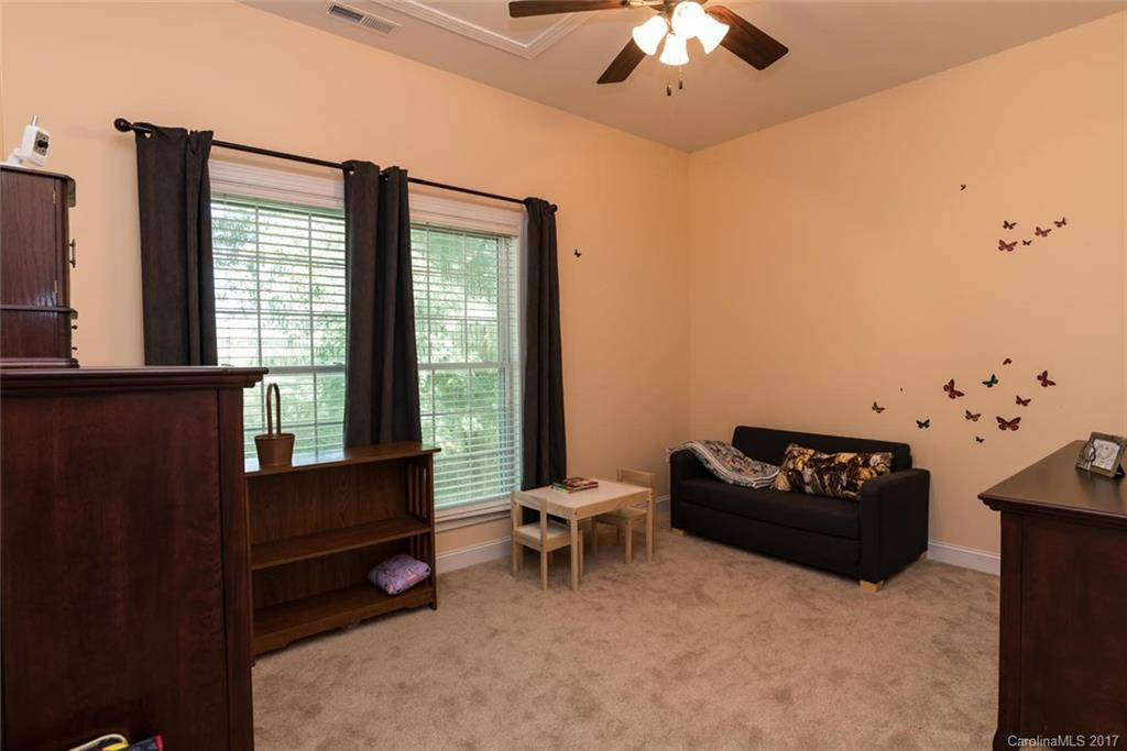 431 Nesbitt Drive - Photo 18