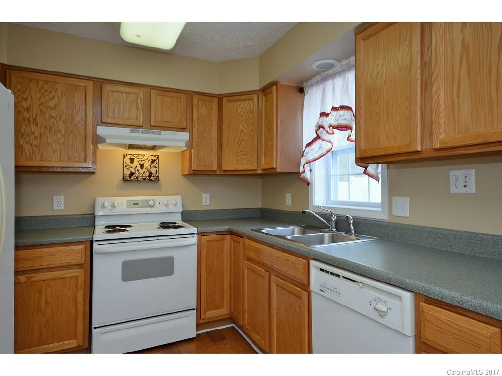 309 Tanbridge Road #- - Photo 9