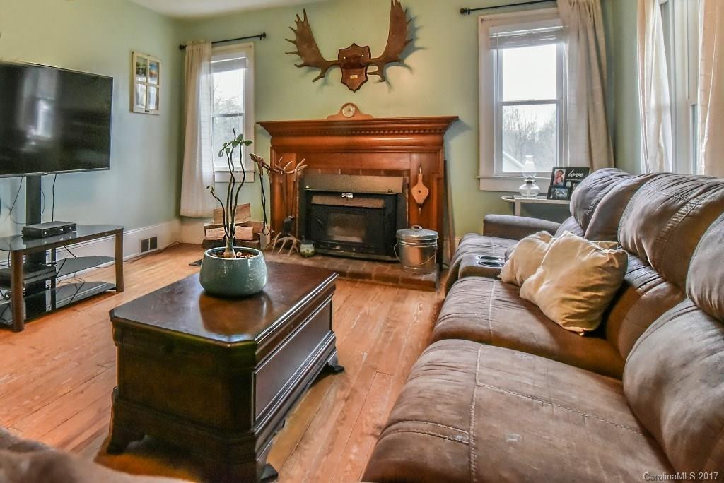 169 Oakmont Drive - Photo 5