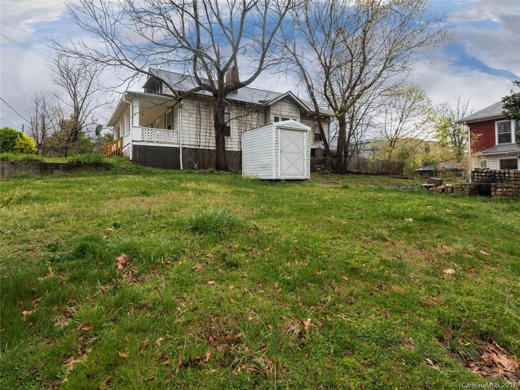 257 French Broad Avenue - Photo 16