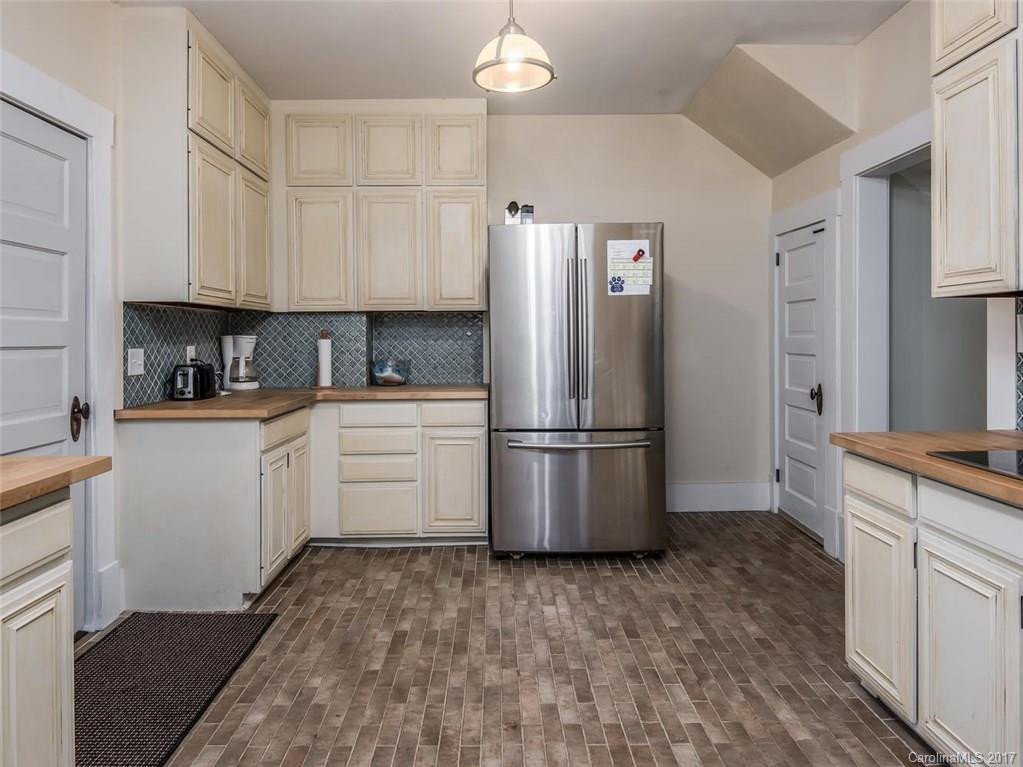 257 French Broad Avenue - Photo 7