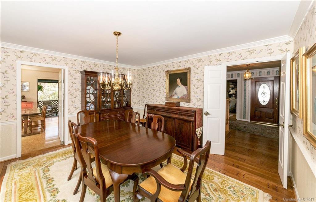 131 Estate Drive - Photo 8