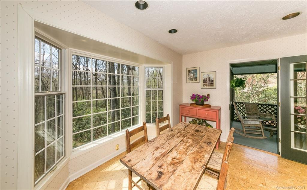 131 Estate Drive - Photo 10