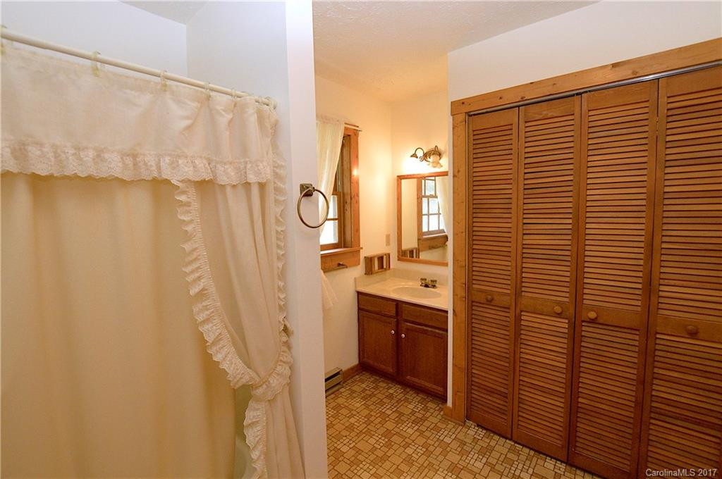 168 Balsam Shadows Road - Photo 21