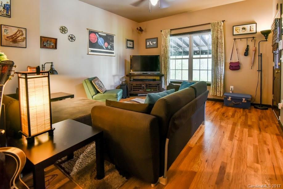 31 Oakcrest Place - Photo 8