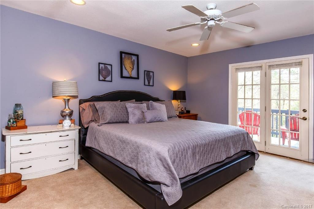 1012 Kanasgowa Drive - Photo 11