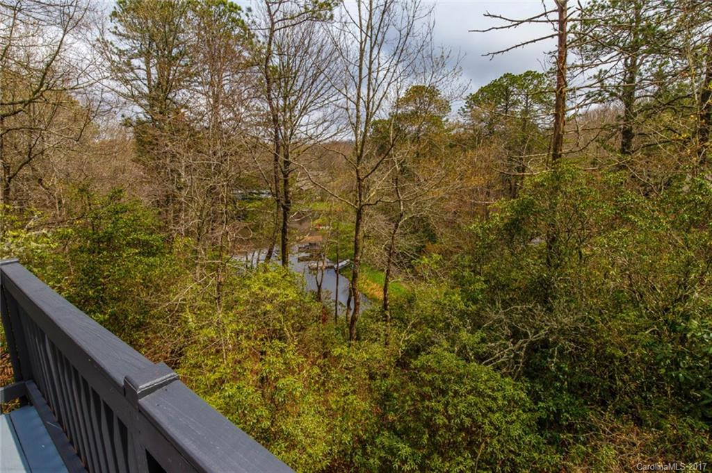 1012 Kanasgowa Drive - Photo 18