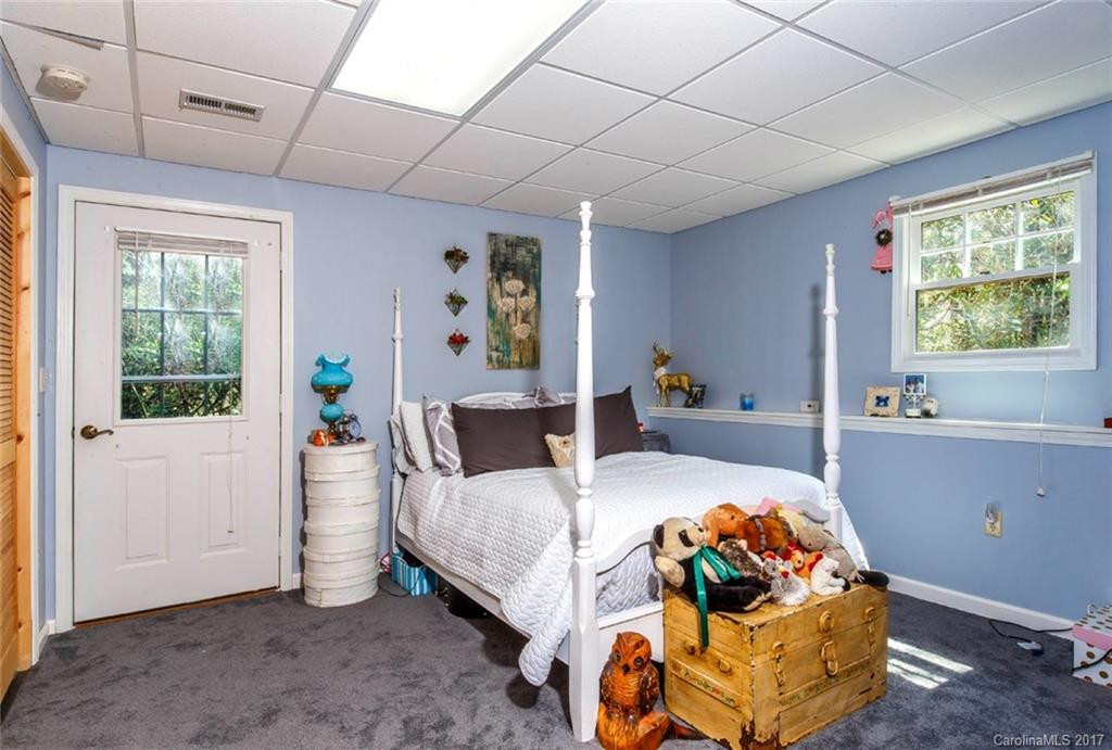 1012 Kanasgowa Drive - Photo 20