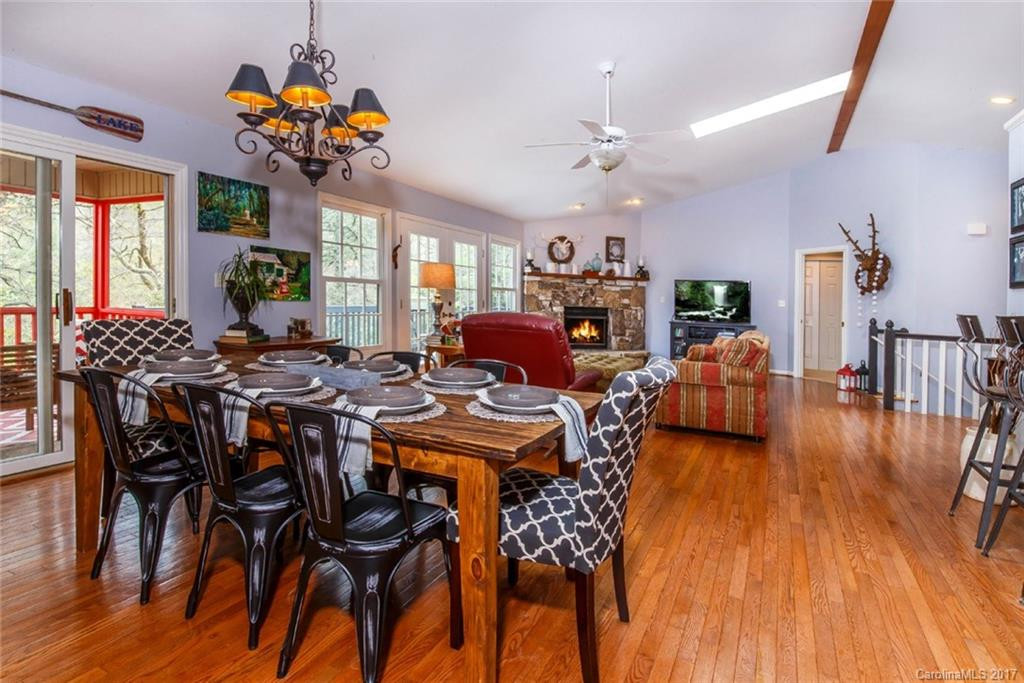 1012 Kanasgowa Drive - Photo 6