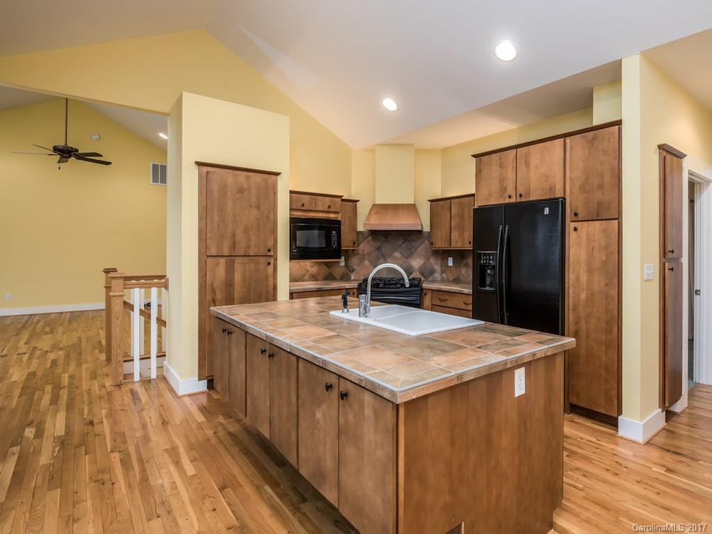 61 Lula Cove Road - Photo 8