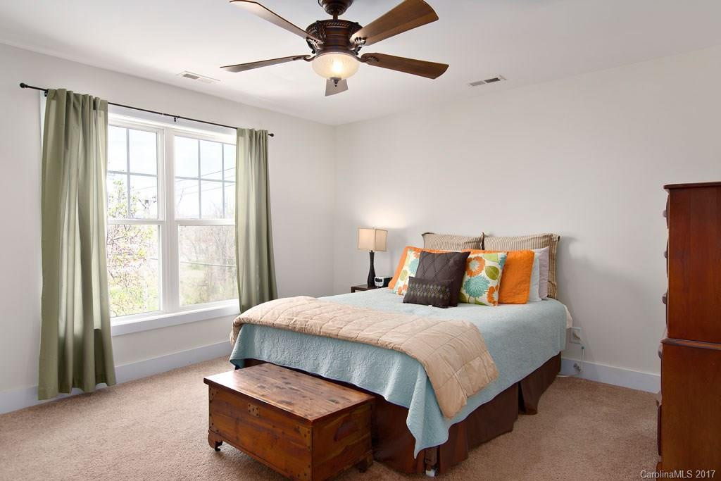 455 Riverview Drive - Photo 14