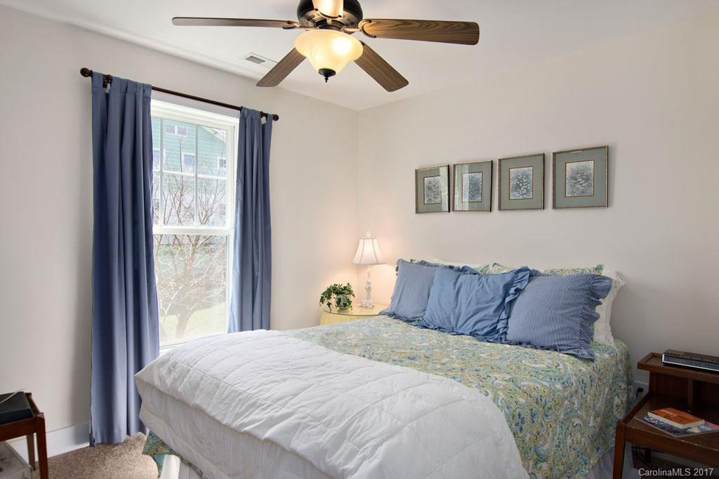455 Riverview Drive - Photo 18