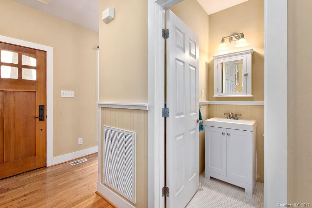 455 Riverview Drive - Photo 6