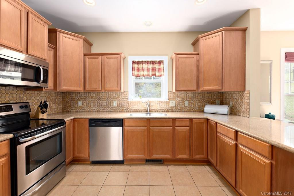 455 Riverview Drive - Photo 8