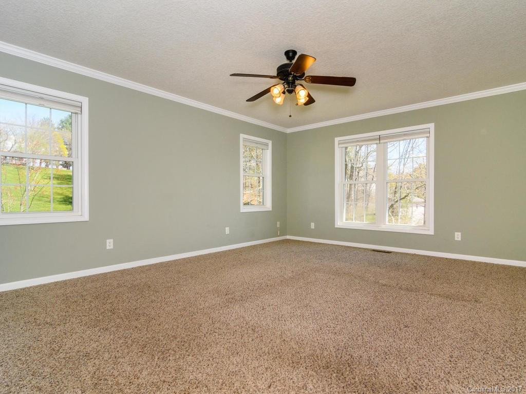 10 Piper Drive - Photo 13