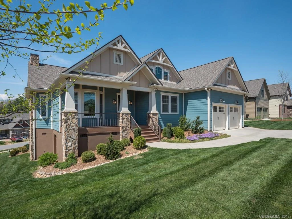 373 Hollabrook Parkway