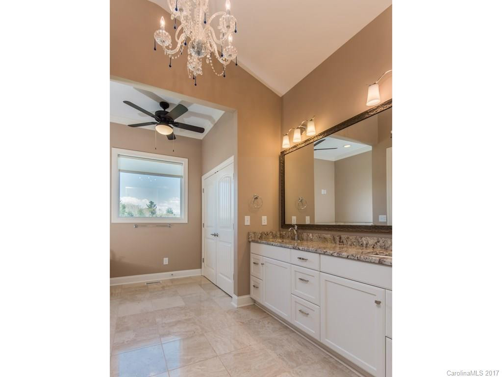 373 Hollabrook Parkway - Photo 10