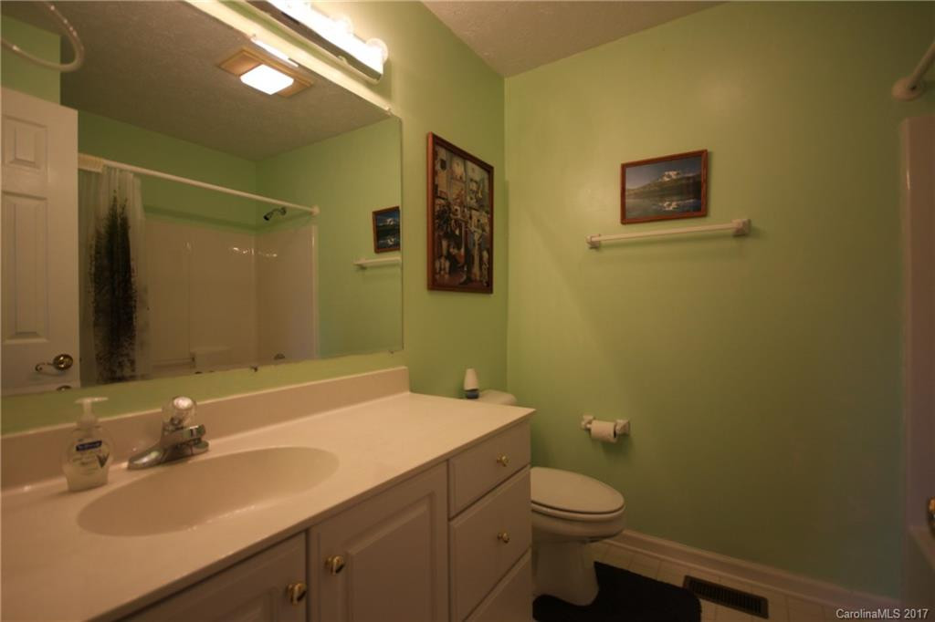 32 Meadow Drive - Photo 9