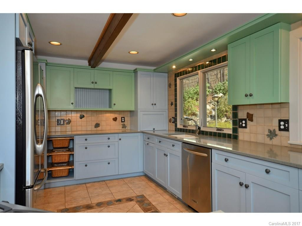 335 Lynn Cove Road - Photo 13