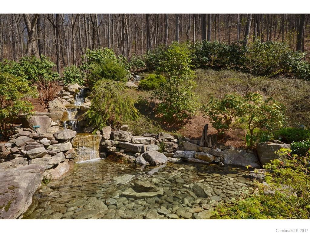 335 Lynn Cove Road - Photo 3