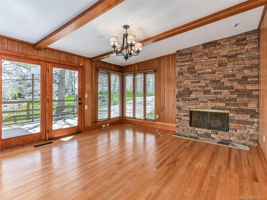 161 Windsor Road - Photo 11